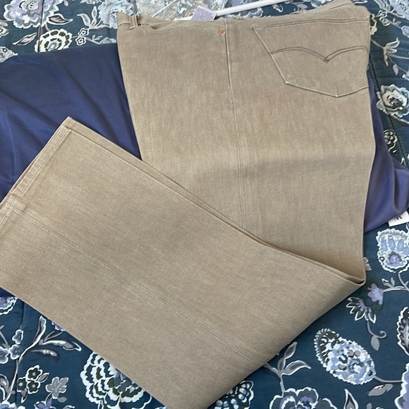 Here are a pair of Levi’s 501 jeans. - Picture 3 of 3